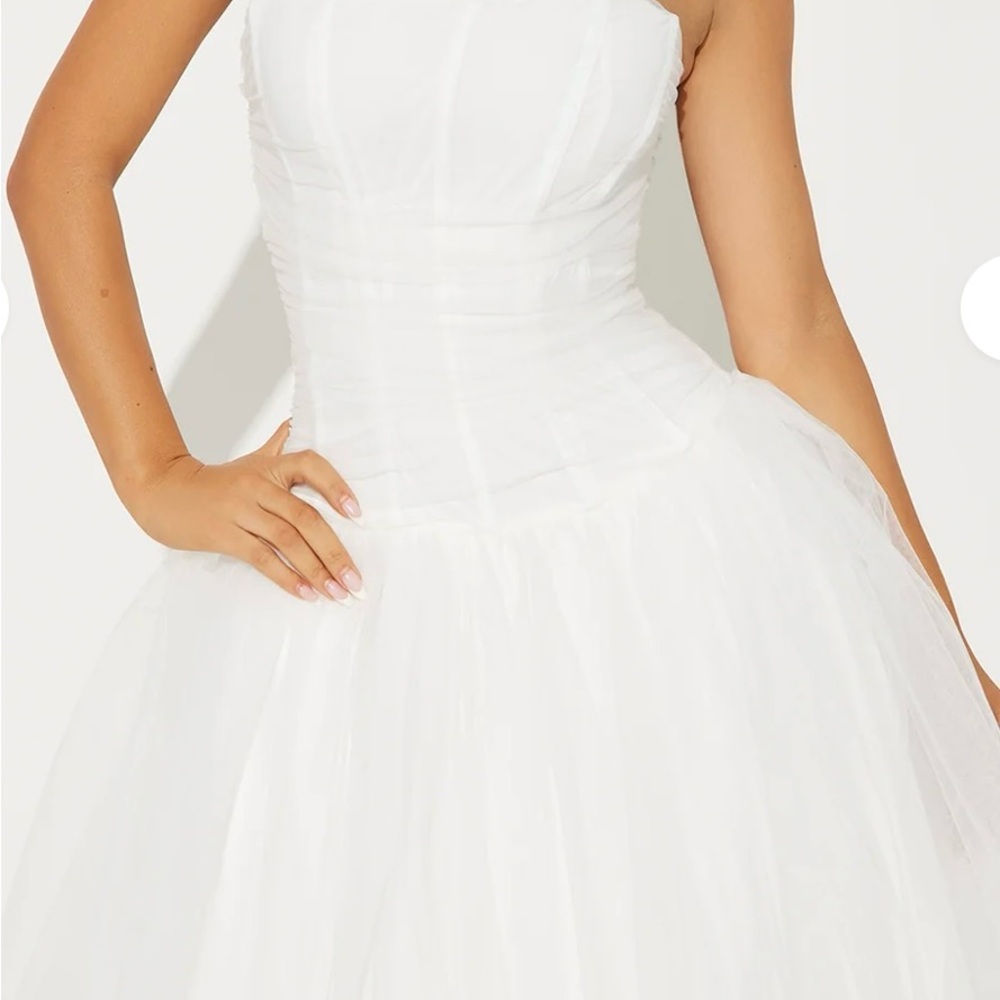Fashion Nova Strapless White Dress